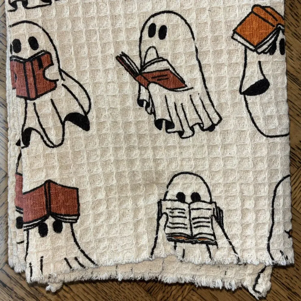 Halloween Kitchen Towels Set of 3 Ghosts Reading Books 20